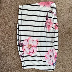 white bandeau w/ black stripes pink flowers